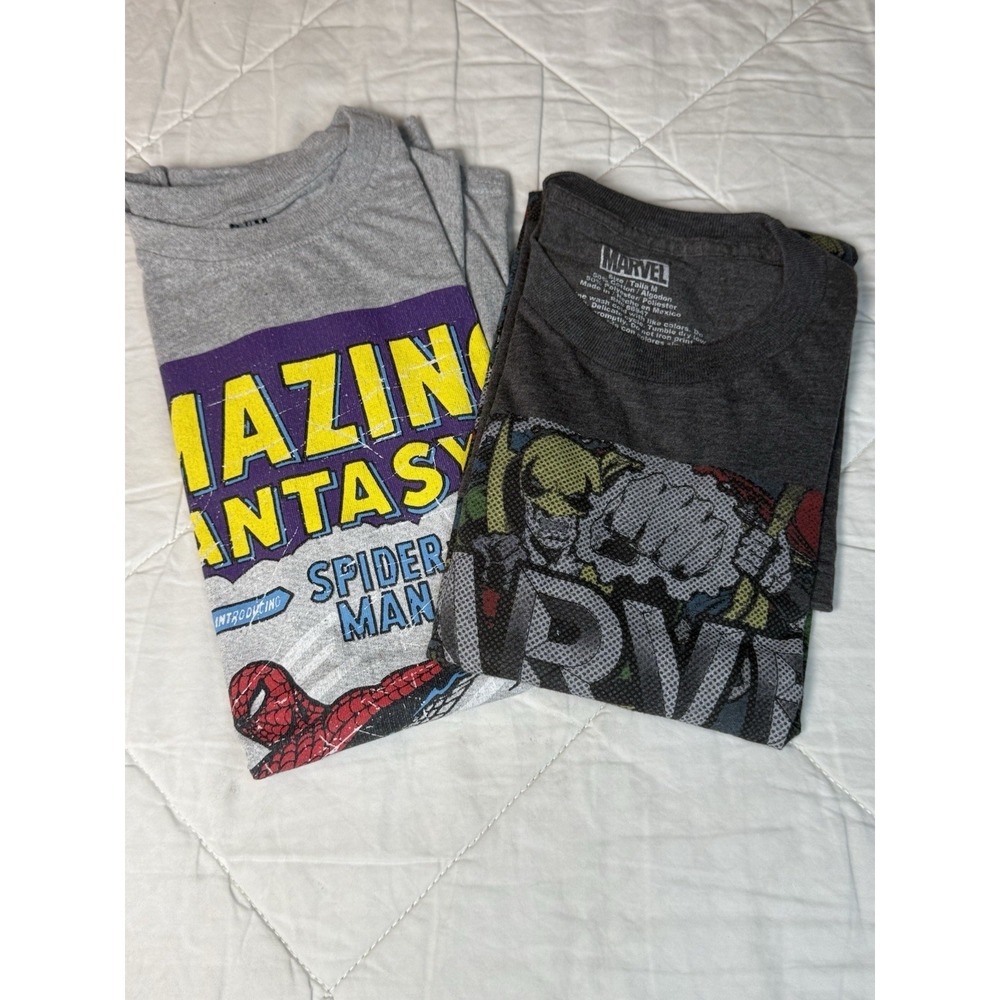 Marvel T-shirts Lot Of 2 Size M Spider-Man & Avengers Charcoal Gray